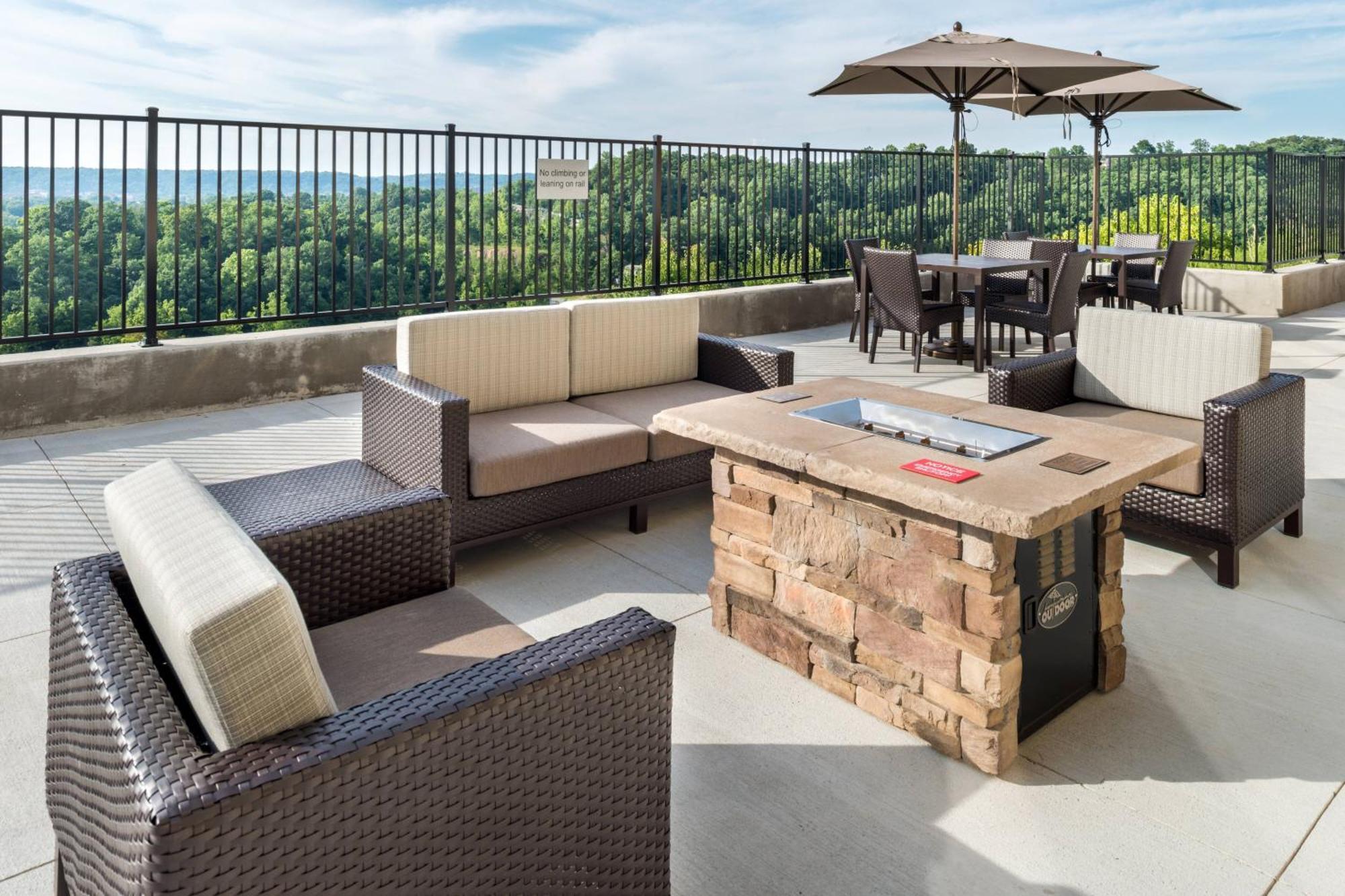 Fairfield Inn & Suites By Marriott Huntington Exterior photo